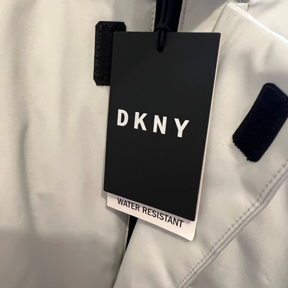 Men's White DKNY jacket - Picture 2 of 7